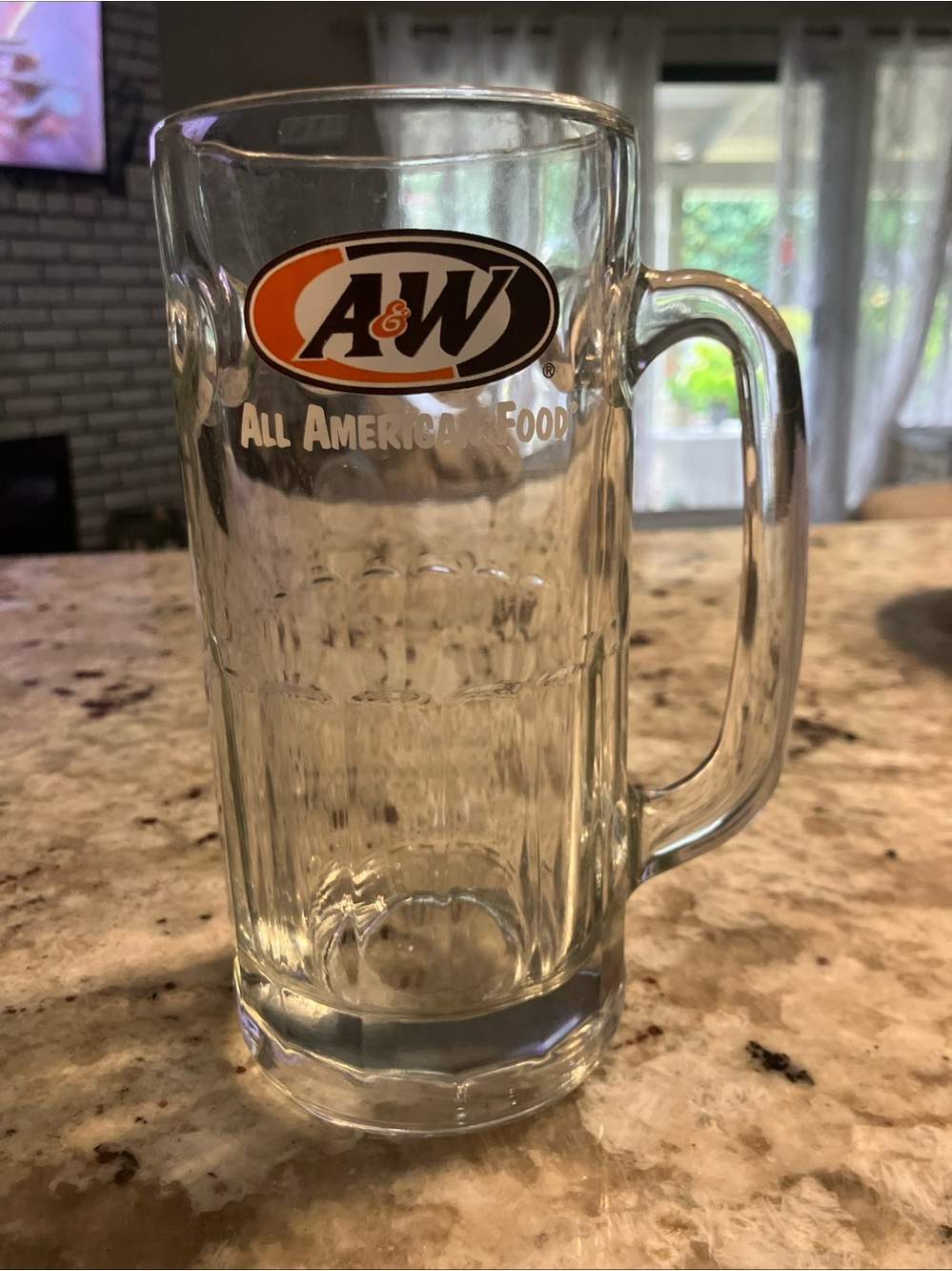 A&W VINTAGE ROOT BEER MUG OF HEAVY GLASS 7 inches